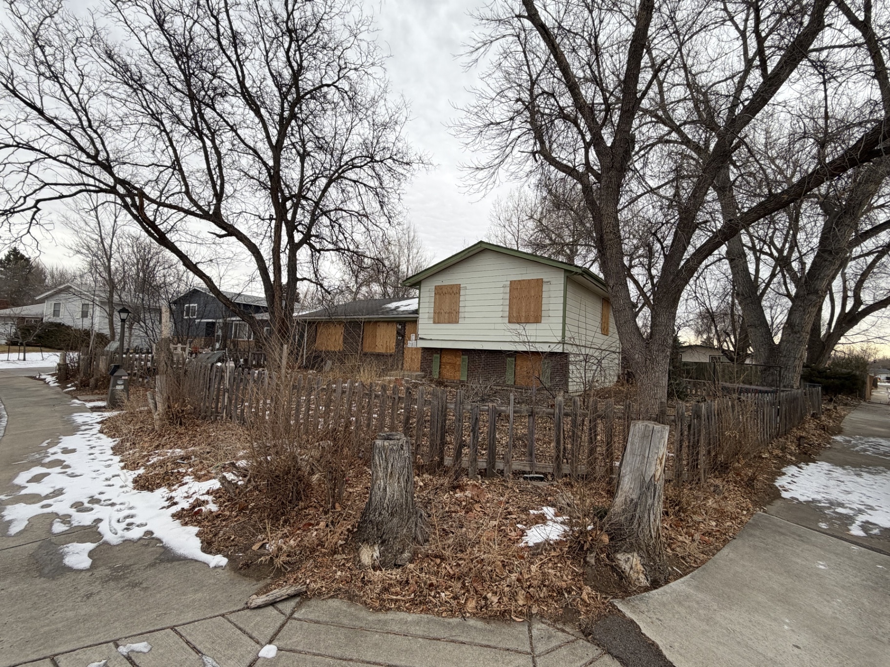 House we buy in any condition